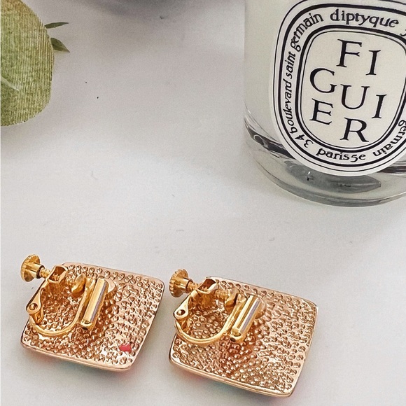 Ear clips - Picture 2 of 2